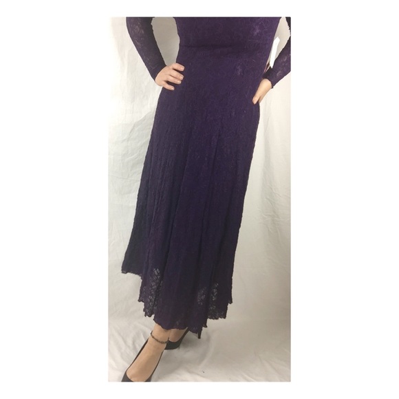 Florencia Fiume of CA Purple Lace Dress Open Back - Picture 7 of 7